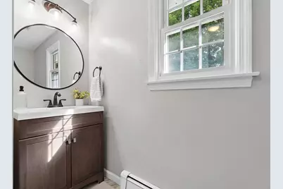 272 Mill St, Holliston, MA 01746 - Photo 15