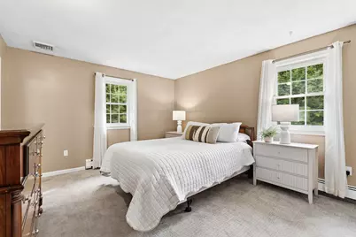 272 Mill St, Holliston, MA 01746 - Photo 11