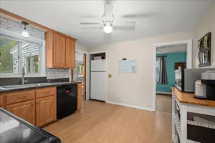 58 Putnam Hill Rd, Sutton, MA 01590 - Photo 5
