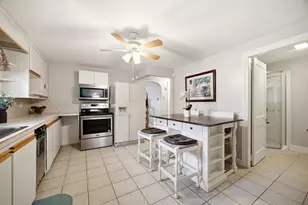 127 Shawmut St, Springfield, MA 01108 - Photo 7