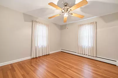127 Shawmut St, Springfield, MA 01108 - Photo 13