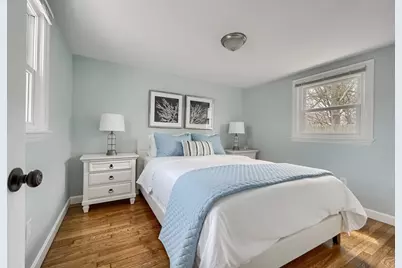 32 Washington Ave Ext, Barnstable, MA 02601 - Photo 13
