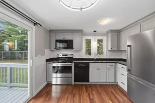 270 Sunderland Rd, Worcester, MA 01604 - Photo 5
