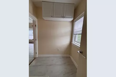 9 Ward St #3, Lynn, MA 01902 - Photo 5