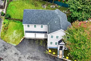 19 Rockwood St, Melrose, MA 02176 - Photo 3