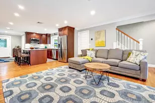19 Rockwood St, Melrose, MA 02176 - Photo 9