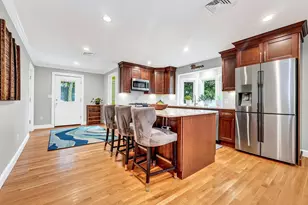 19 Rockwood St, Melrose, MA 02176 - Photo 9
