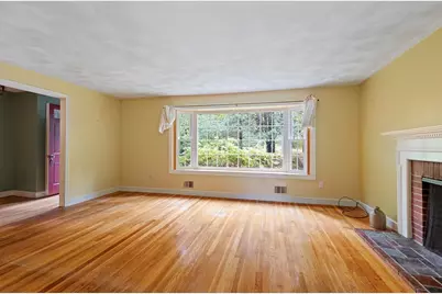 77 Warren Rd, Ashland, MA 01721 - Photo 5