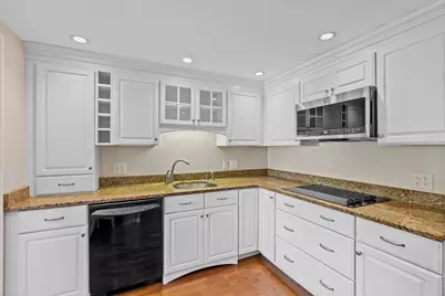 75 Grove Street #427, Wellesley, MA 02482 - Photo 3