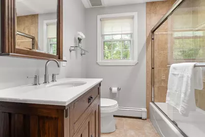 10 Millbrook Dr, Plainville, MA 02762 - Photo 3