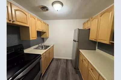 205 Kent St #24, Brookline, MA 02446 - Photo 3