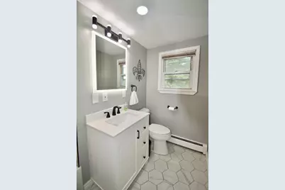 67 Andover St, Peabody, MA 01960 - Photo 15