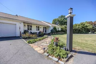 281 Village St, Medway, MA 02053 - Photo 39