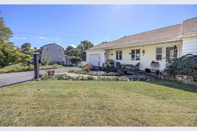 281 Village Street, Medway, MA 02053 - Photo 37