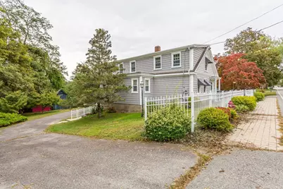 648 Pleasant St, Somerset, MA 02726 - Photo 7