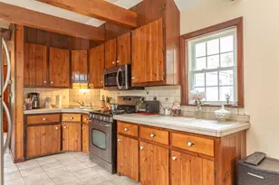 648 Pleasant St, Somerset, MA 02726 - Photo 11