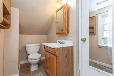 648 Pleasant St, Somerset, MA 02726 - Photo 33
