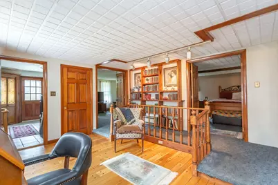 648 Pleasant St, Somerset, MA 02726 - Photo 15