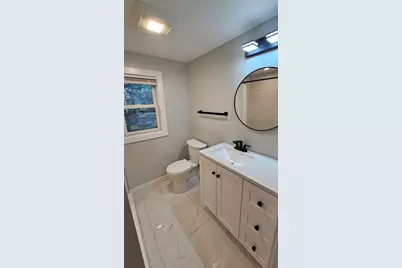 825 Scenic Hwy #2, Bourne, MA 02532 - Photo 11