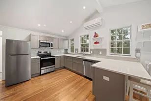 47 Elm Ct, Cohasset, MA 02025 - Photo 11