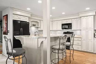 1001 Marina Dr #507, Quincy, MA 02171 - Photo 5