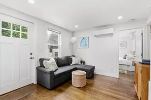 28 Cleveland St, Medford, MA 02155 - Photo 11