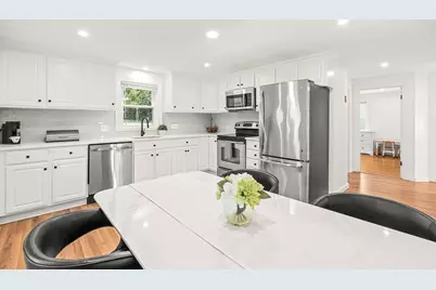 10 Garfield Avenue, Woburn, MA 01801 - Photo 11
