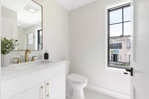 43 Crafts St, Newton, MA 02458 - Photo 5