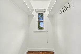 52 Percival St, Boston, MA 02122 - Photo 5