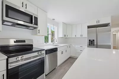 16 Westmont Cir, Shrewsbury, MA 01545 - Photo 7