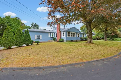 16 Westmont Cir, Shrewsbury, MA 01545 - Photo 5