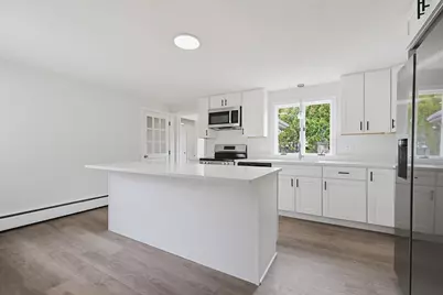 16 Westmont Cir, Shrewsbury, MA 01545 - Photo 9
