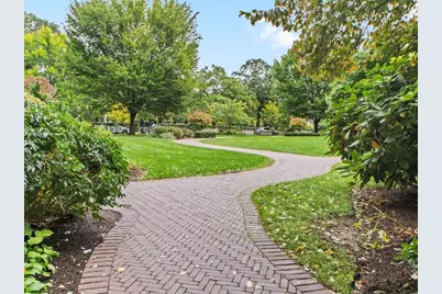 46 Browne St #5, Brookline, MA 02446 - Photo 21