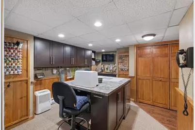 22 John F Kennedy Dr, Millbury, MA 01527 - Photo 9