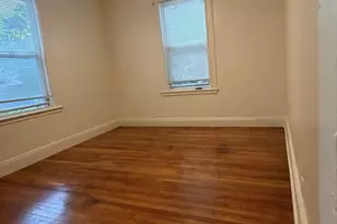 27 Hosmer St, Boston, MA 02126 - Photo 15