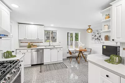 17 Woodhaven Rd, Newton, MA 02468 - Photo 7