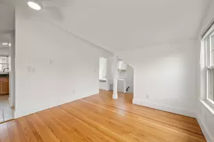 14 Notre Dame Ave, Cambridge, MA 02140 - Photo 17