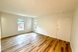 38 Yorktown Dr, Springfield, MA 01108 - Photo 13