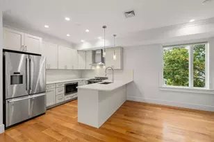 17 Vinton St, Boston, MA 02127 - Photo 15