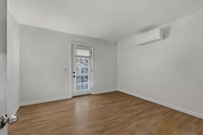 9 Walnut St #B, Northampton, MA 01060 - Photo 15