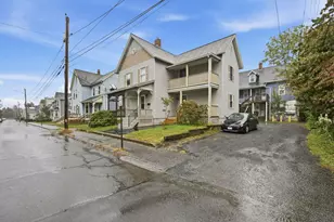 9 Walnut St, Northampton, MA 01060 - Photo 25