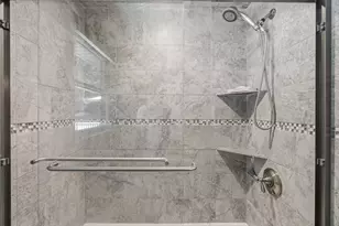37 Bart, Billerica, MA 01862 - Photo 17
