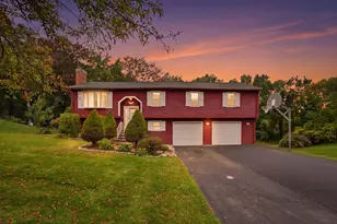 131 Beacon Hill Rd, West Springfield, MA 01089 - Photo 1