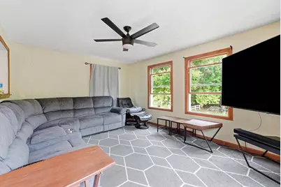131 Beacon Hill Rd, West Springfield, MA 01089 - Photo 7