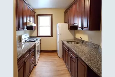 140-142 Query St, New Bedford, MA 02745 - Photo 11