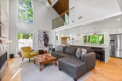 142 Ward St, Hingham, MA 02043 - Photo 3