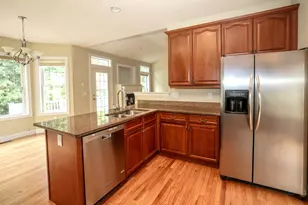 4 Elmwood Way, Amherst, NH 03031 - Photo 9