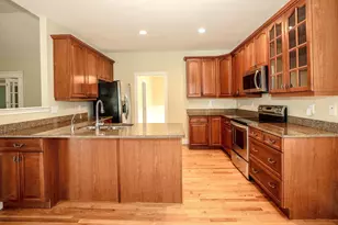 4 Elmwood Way, Amherst, NH 03031 - Photo 11