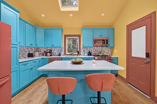 360 Harvard St, Boston, MA 02124 - Photo 15