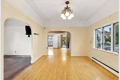 85 Pine St, Swampscott, MA 01907 - Photo 9